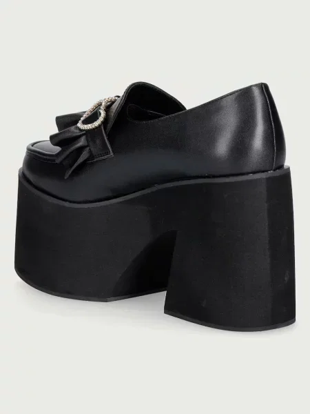 Туфли Koi Footwear чанки с сердечками