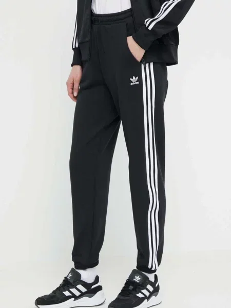 Adidas Originals spodnie dresowe z aplikacją czarny