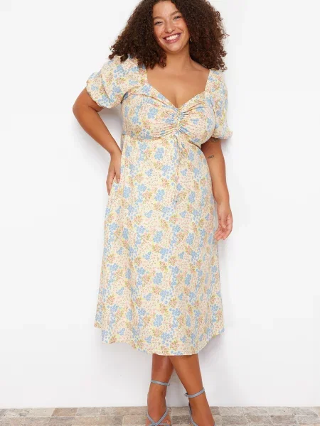 Rochie Trendyol cu model floral țesută