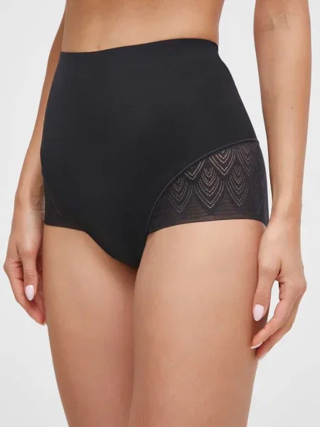 Оформящи бикини Chantelle SOFT STRETCH черно