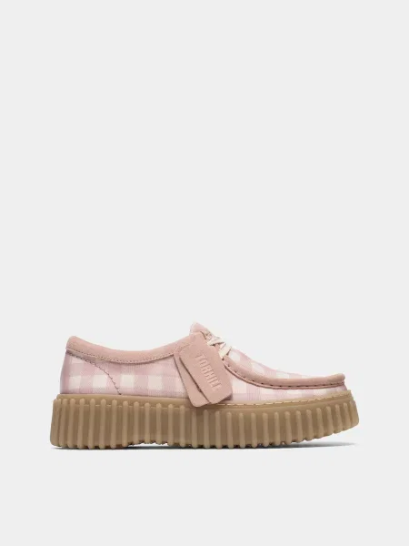 Замшевые ботинки Clarks розовые
