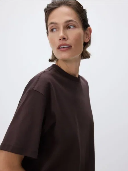 Tricou Reserved maro