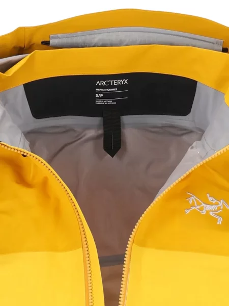 Geacă Arc'teryx galben