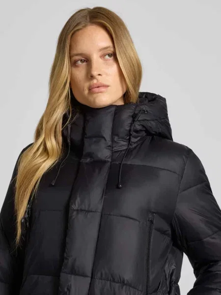 Kurtka pikowana z wypełnieniem z puchu kaczek krój regular fit Withblack czarna
