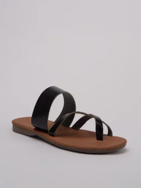 Papuci Trendyol din piele negru