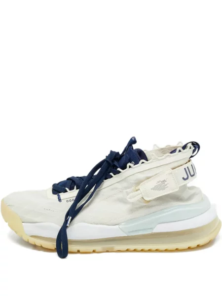 Sneakerși Jordan Proto alb