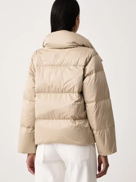 Weekend Max Mara пухова куртка WKDMATASSA