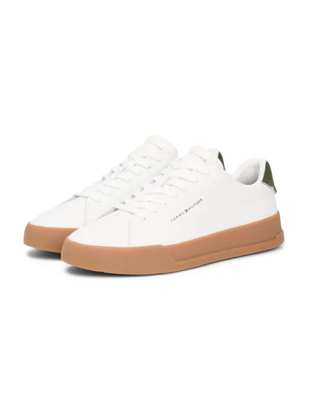 TOMMY HILFIGER Nízke tenisky COURT ESS hnedá / čierna biela