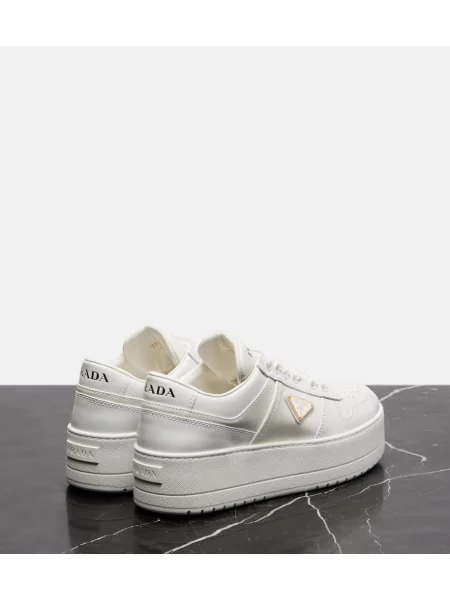 Sneakerși Prada din piele cu platformă alb