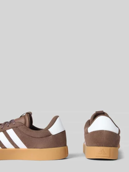 Adidas sneakersy nubukowe Vl Court brązowy