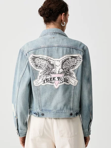 Levi's geacă de blugi pentru femei ROAD WORN TRUCKER x PRIDE albastru