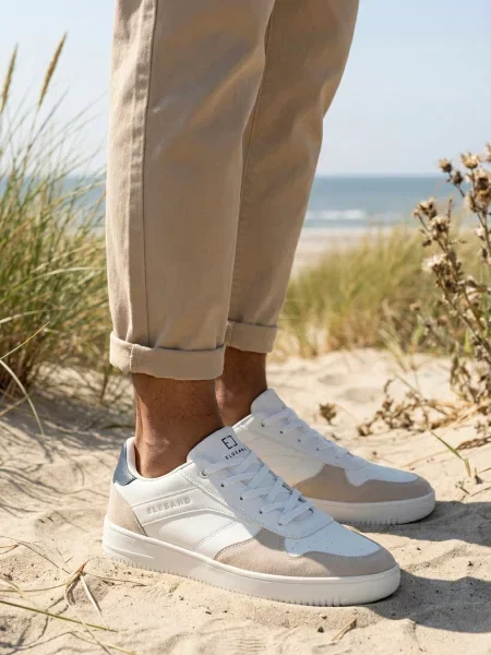 Sneakerși Elbsand alb