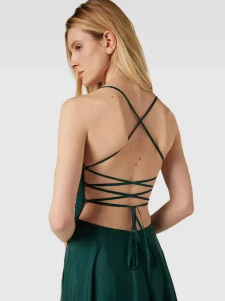 Sukienka wieczorowa z cienkimi ramiączkami Luxuar Fashion