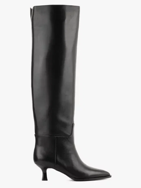 Шкіряні Ботфорти LeBERDES чорний