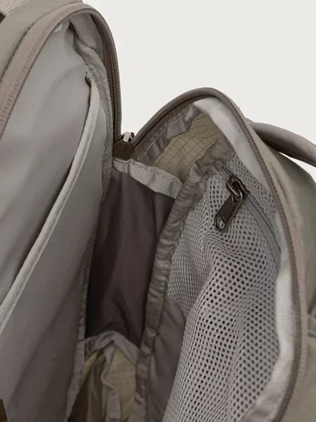 The North Face рюкзак Borealis Sling 6L