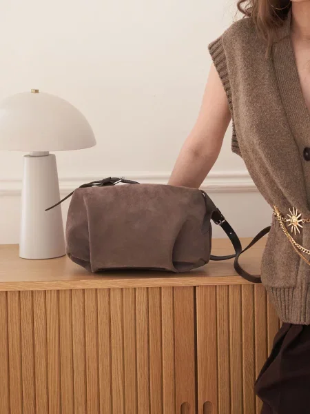 WeLassie Сумка shkrqna-zamsheva-zhnocha-sumka-sherr-kapuchino Світло-коричневий Замша коричнева