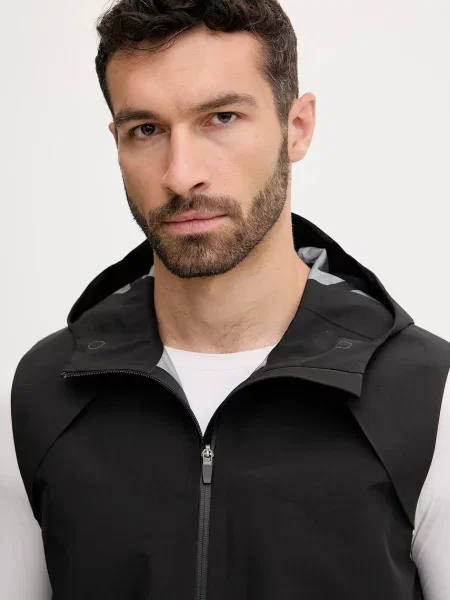 Жилет Puma черный