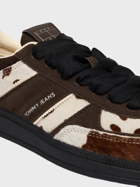 Замшевые кроссовки Tommy Jeans с принтом коричневые