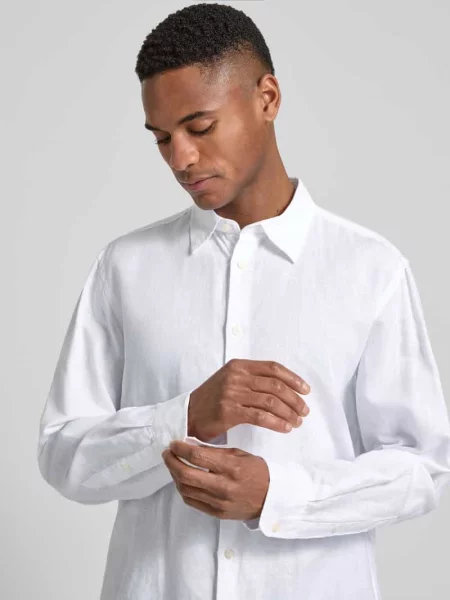 Koszula casualowa z mieszanki lnu i bawełny w kroju regular fit model CLAY LINENBLEND' Selected Homme biała
