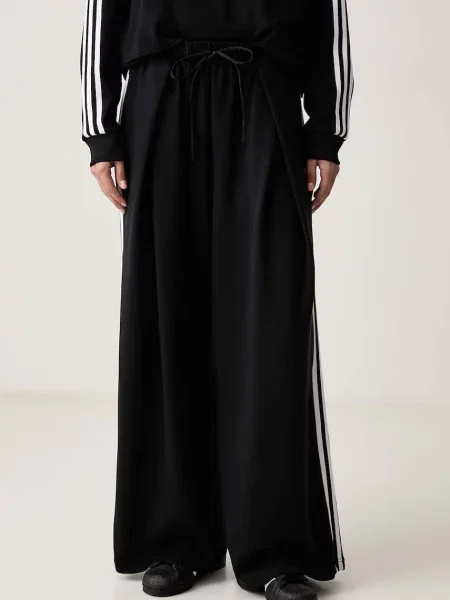 Adidas Originals pantaloni de trening pentru femei cu vâscoză Adiluna Season 2 x Jennie negru