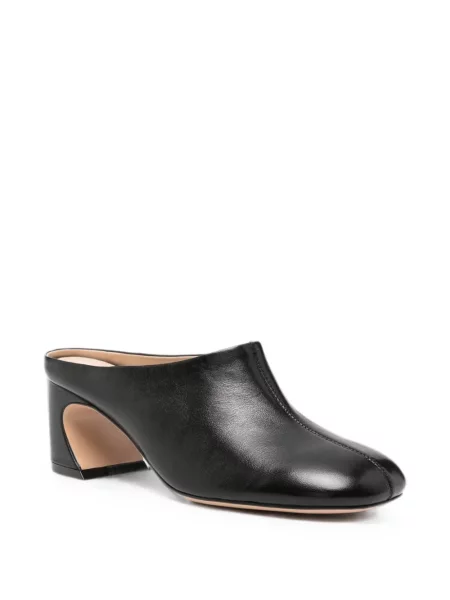 Δερμάτινα mules Adrianna Feretti μαύρο