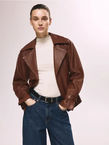 Reserved Замшевий із пряжкою чорний