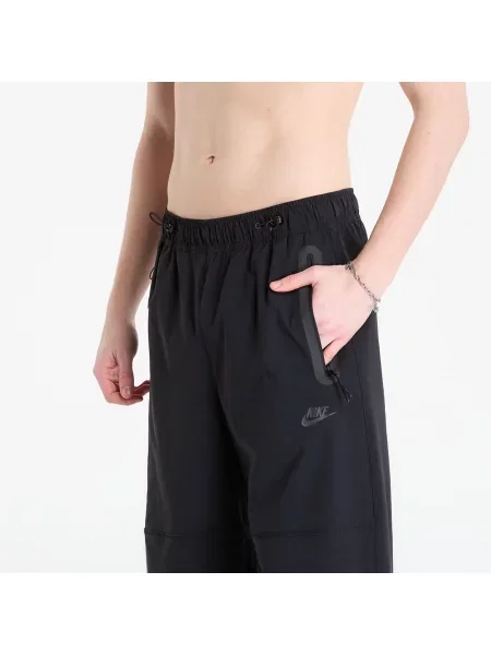 Панталони Nike Tech Dri-FIT Woven Pants Black/ Black/ Black M черно