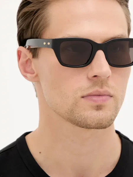 Bottega Veneta napszemüveg fekete