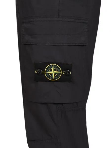 Pantaloni cargo Stone Island cu strasuri negru