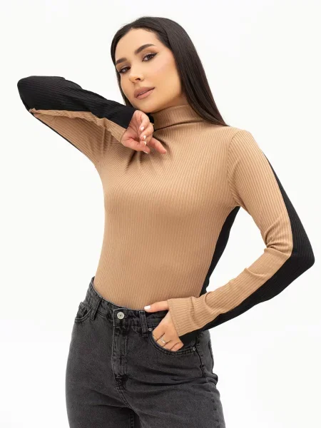 Водолазка ISSA Plus бежевий