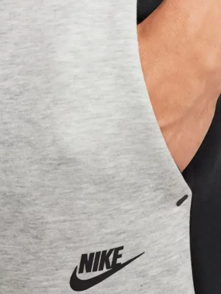 Tricou grafic Nike cu imagine alergare din fleece negru