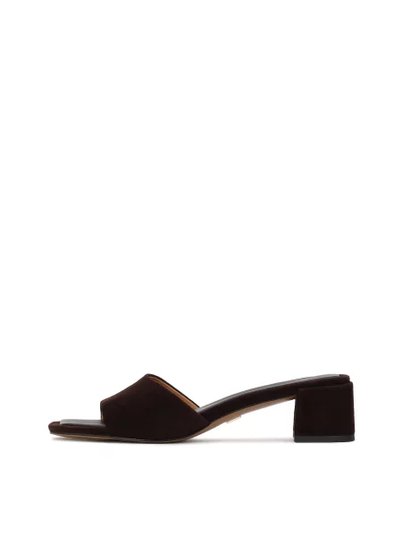 Kazar Saboți închis maro