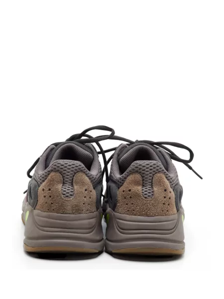 Sneakerși Adidas Yeezy maro