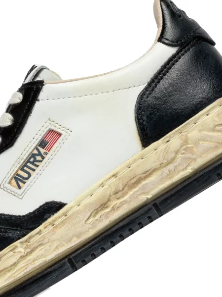 Sneakerși Autry alb
