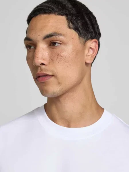 T-shirt z okrągłym dekoltem model BARRON' Jack & Jones biała