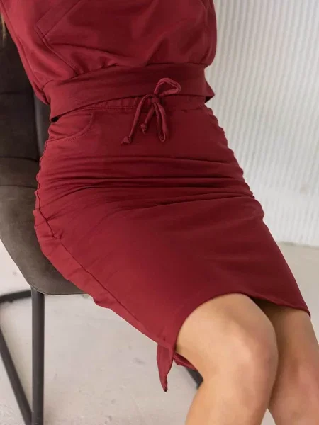 Юбка червона