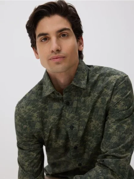 Reserved Приталена сорочка з єгипетської темно-зелений зелена