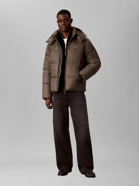 Calvin Klein Zimná bunda farby bahna hnedá