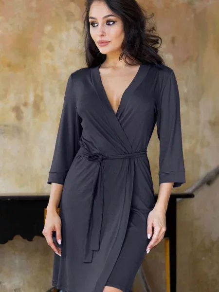 Женский короткий халат чорний