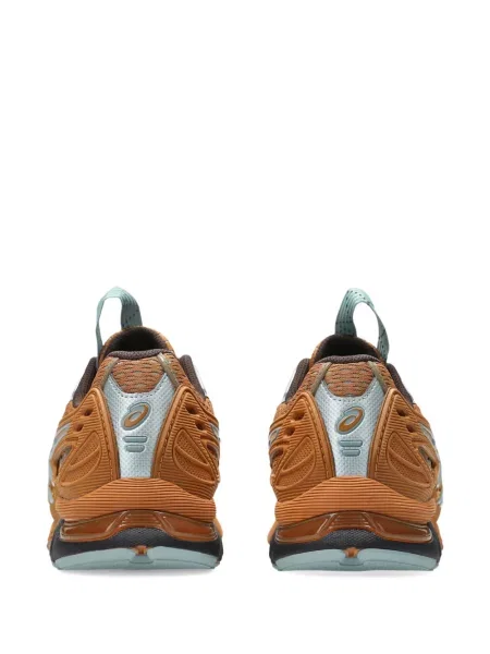 Sneakerși Asics gri
