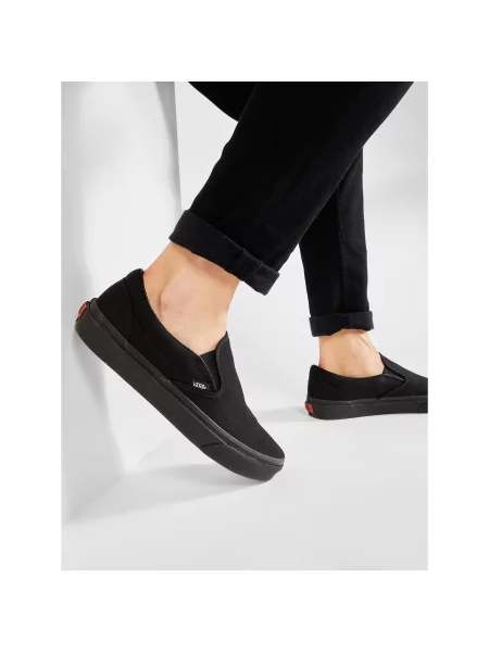 Slip on klasszikus félcipő Vans fekete