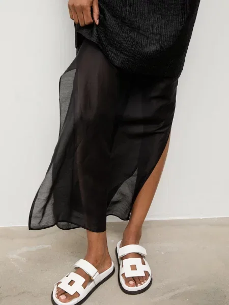 Answear.LAB papuci cu plat pentru femei din piele alb