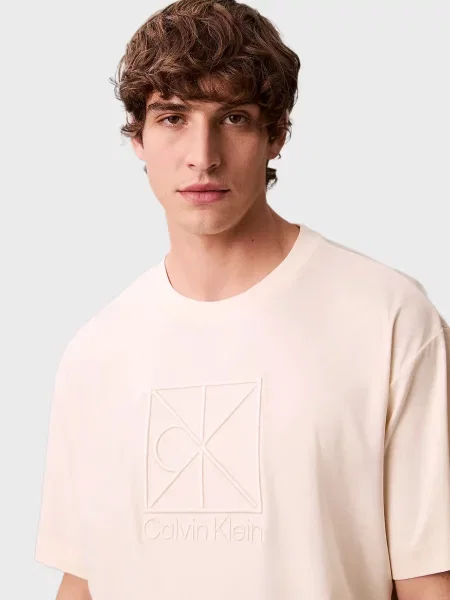 Футболка Calvin Klein бежева
