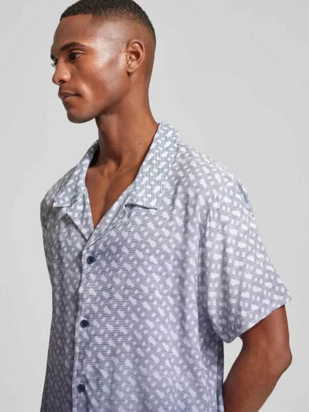 Koszula casualowa o kroju regular fit z model ‘VALE’ Boss granatowa