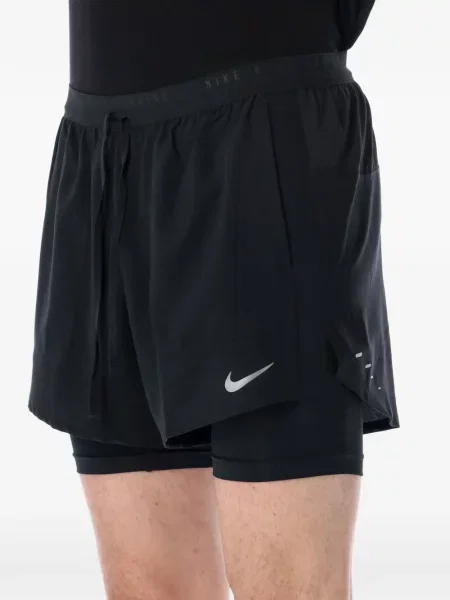 Pantaloni scurți Nike cu imagine din poplin negru