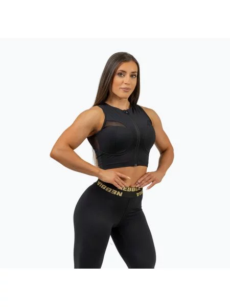 Koszulka sportowa Nebbia z siateczką o krotszym kroju czarna