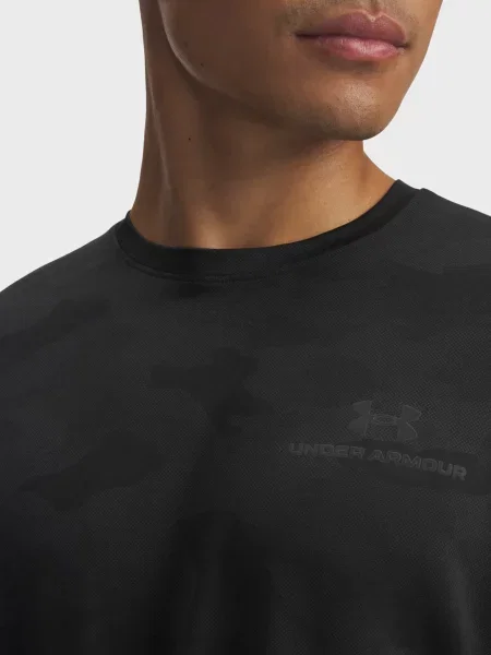 Футболка Under Armour з принтом чорна