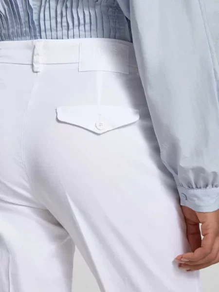 Chinosy o kroju slim fit z mieszanka bawełny model KARINA' Cambio białe