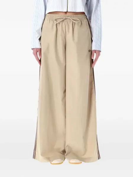 Pantaloni scurți Adidas alergare auriu