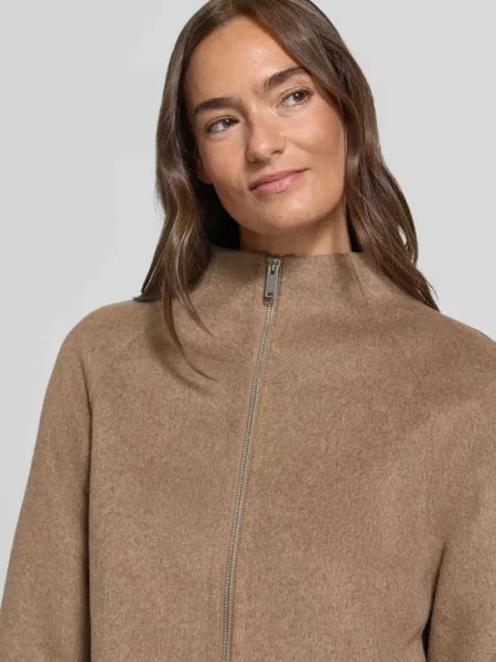 Krój relaxed fit krótki płaszcz model Helisu' Opus